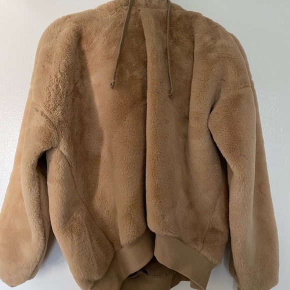 Beige sweater - Picture 5 of 5